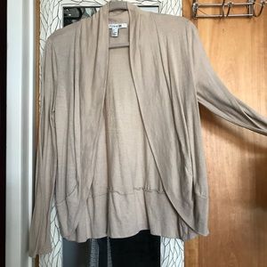 Lg Cream/Tan Cardigan